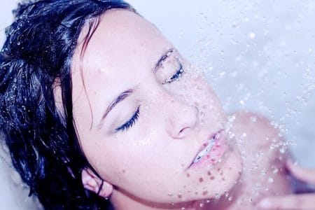 Read more about the article The Top 5 Essential Oils for oily skin