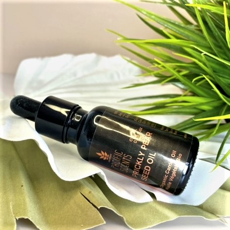 prickly pear prickly-pear-seed-oil-bottle